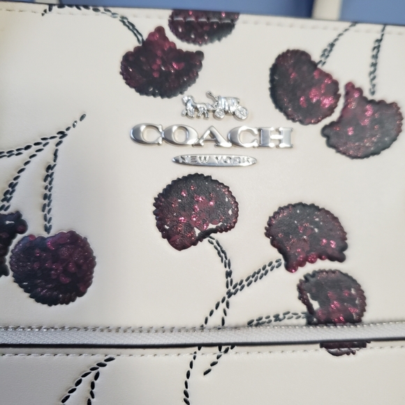 πCoach Station Tote Bag With Cherry Print. Brand New!!π - Picture 7 of 15
